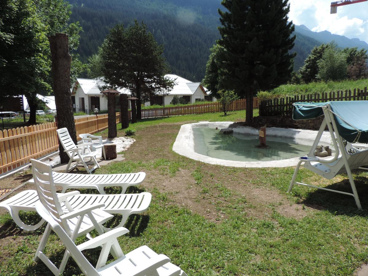 Hotel Montana Pozza di Fassa Exterior foto